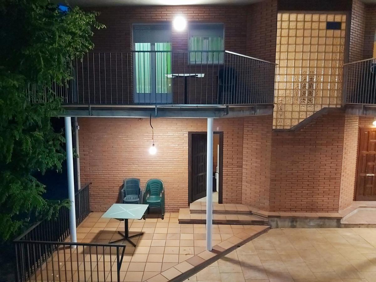 Apartamentos La Francesa Santa Pau Exteriér fotografie